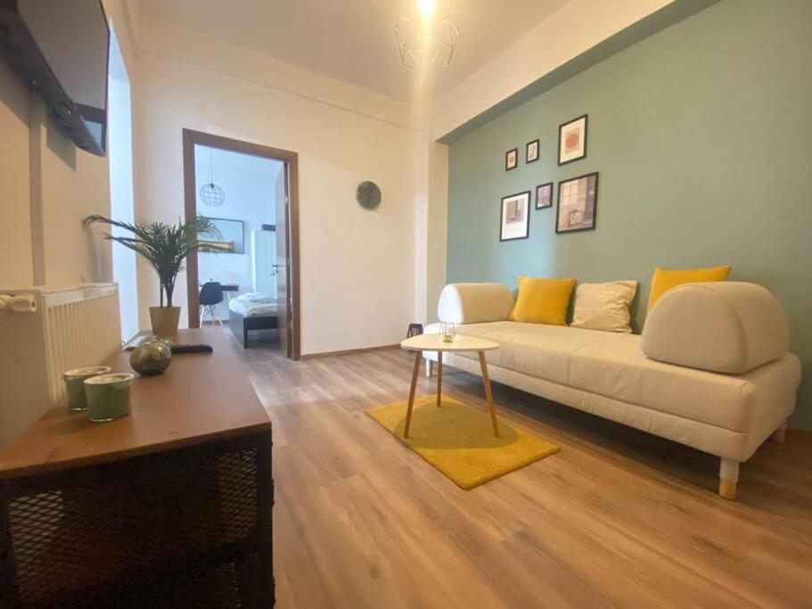 Kara'S Apartment 布加勒斯特 外观 照片